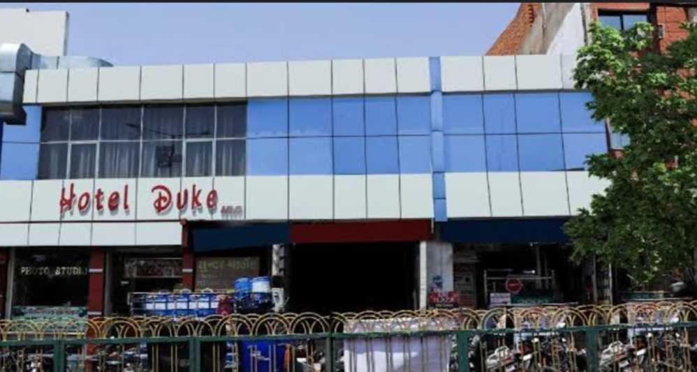 Oyo Hotel Duke Inn Jhansi Ngoại thất bức ảnh